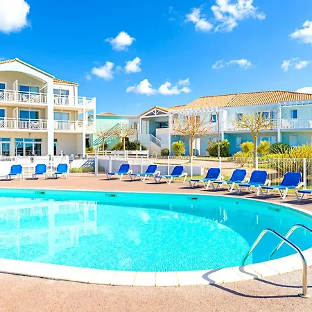 Apartamento Seaside Retreat For Five Guests *